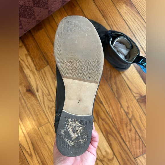 Fluevog Radio BBC Classic Lace-Up Boots, Women’s Size 7 - Picture 8 of 9